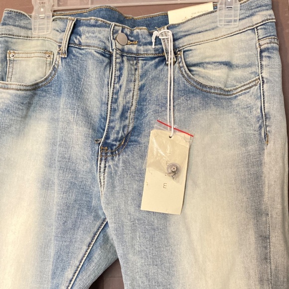 MNML jeans MENS 32" x 36" light wash blue denim NWT - Picture 4 of 8